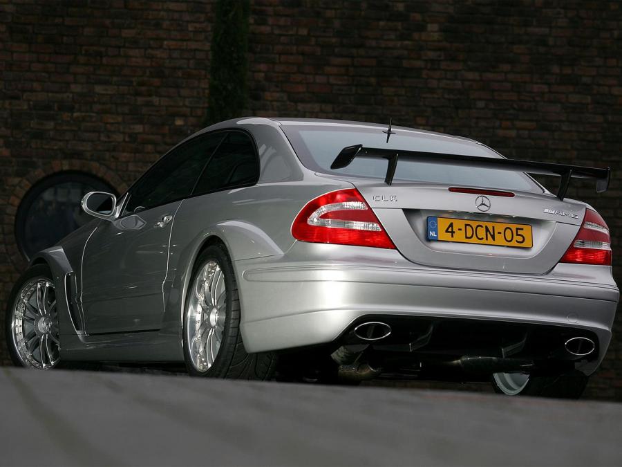  Mercedes-Benz CLK55 AMG DTM Street Version 2004 года  (фото 16 из 21)